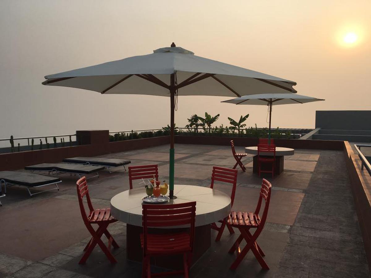 Neeshorgo Hotel & Resort Cox's Bazar Exteriör bild