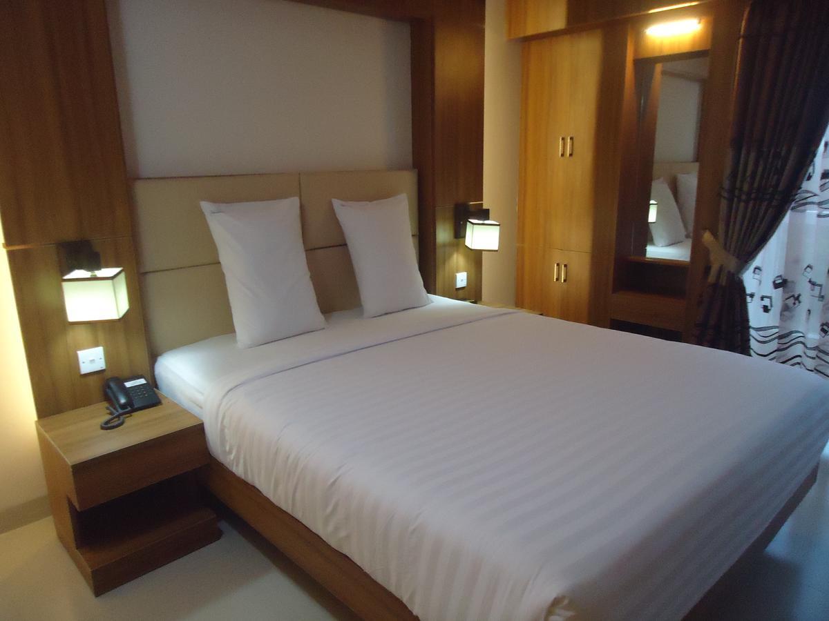 Neeshorgo Hotel & Resort Cox's Bazar Exteriör bild