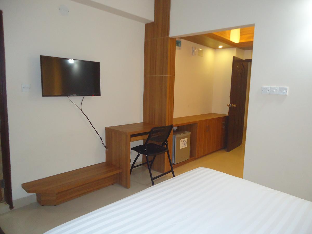 Neeshorgo Hotel & Resort Cox's Bazar Exteriör bild