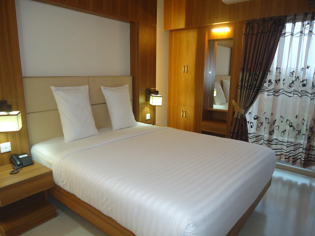 Neeshorgo Hotel & Resort Cox's Bazar Exteriör bild