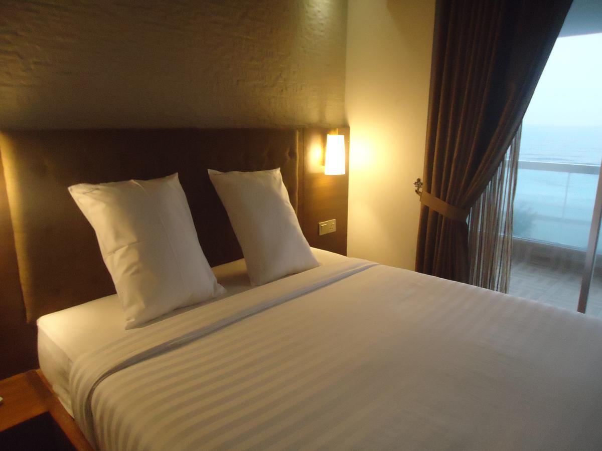 Neeshorgo Hotel & Resort Cox's Bazar Exteriör bild