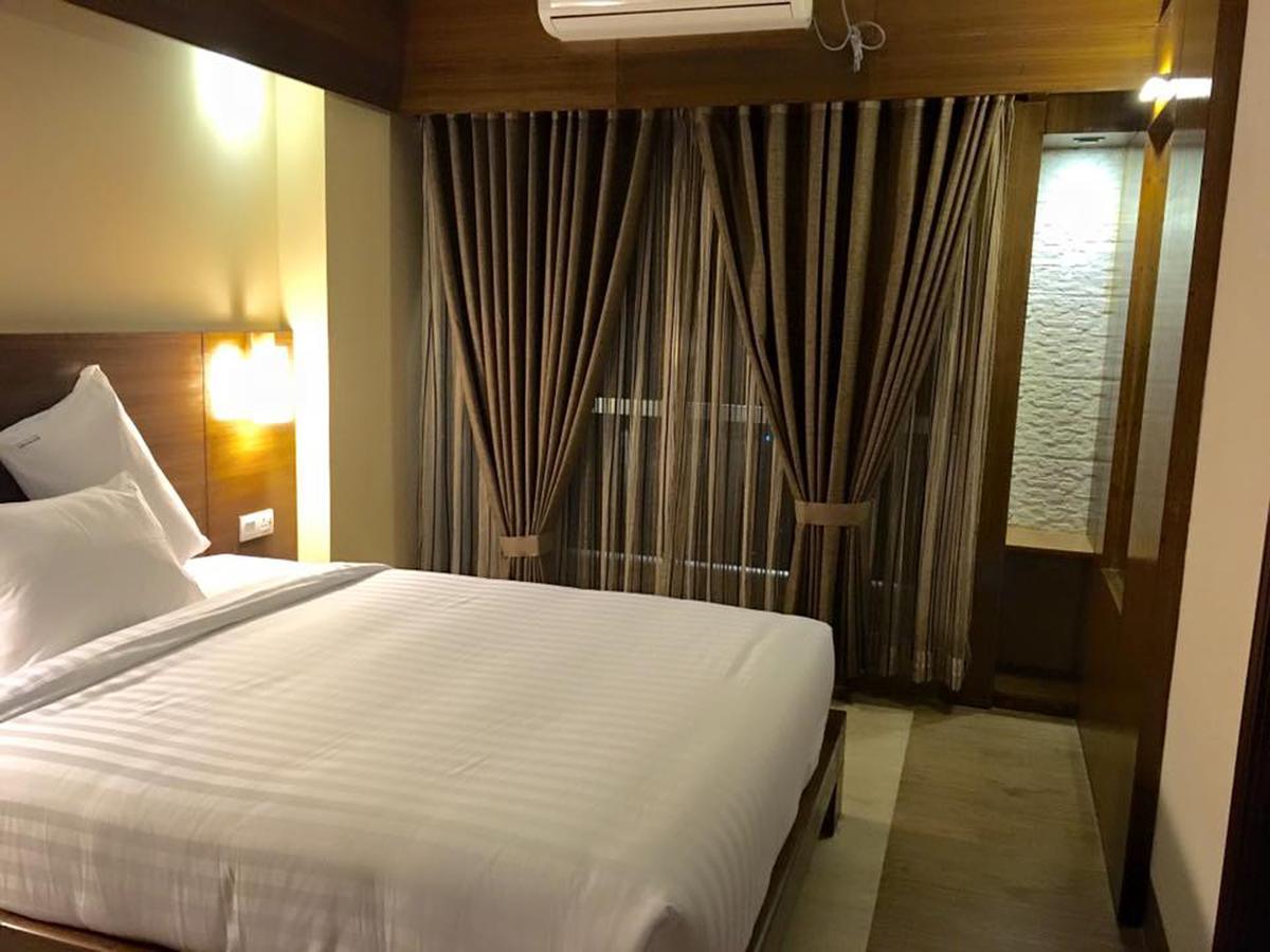 Neeshorgo Hotel & Resort Cox's Bazar Exteriör bild
